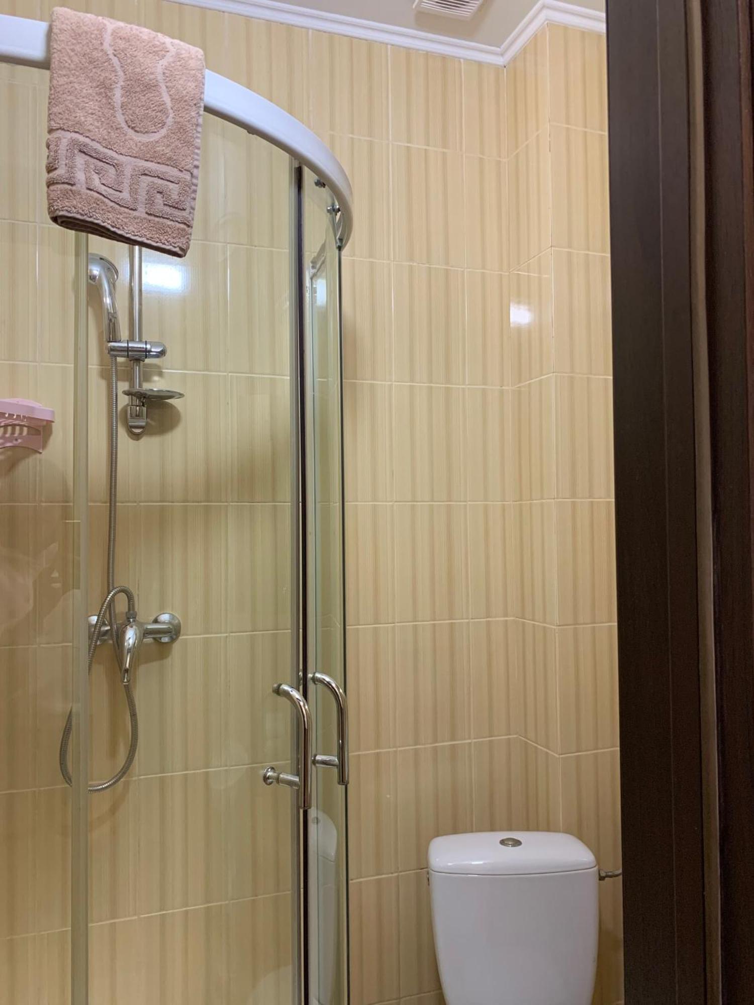 Hostel Iskra Lviv Kültér fotó
